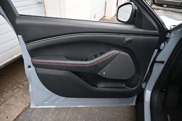 Certified 2025 Ford Mustang Mach-E Premium w/ Sport Appearance Package AWD/4WD image 20