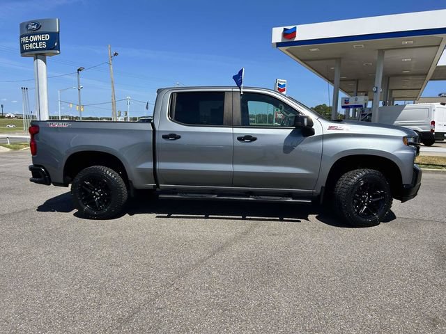 Used 2022 Chevrolet Silverado 1500 LT Trail Boss w/ LT Trail Boss Premium Package AWD/4WD image 2