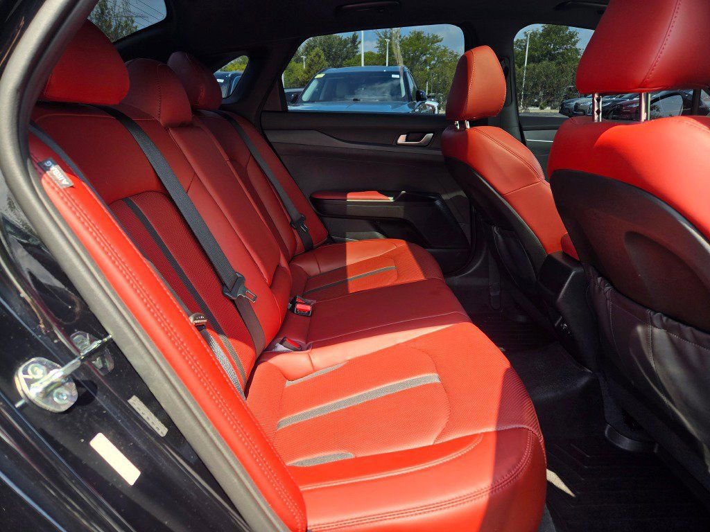 Used 2024 Kia K5 GT-Line image 12