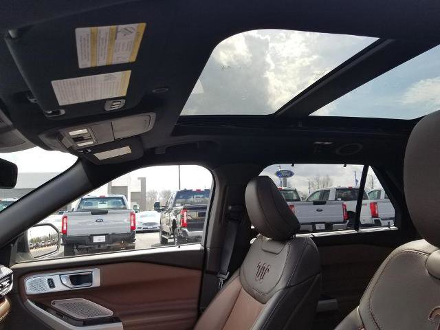 Certified 2022 Ford Explorer King Ranch w/ Premium Technology Package image 15
