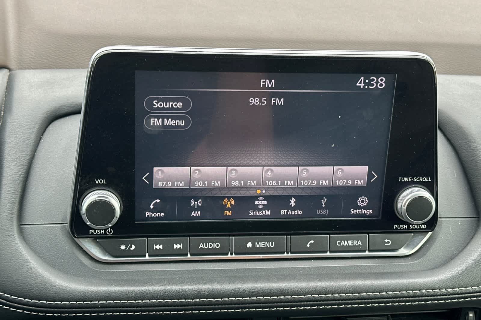 Used 2021 Nissan Rogue SV FWD image 19