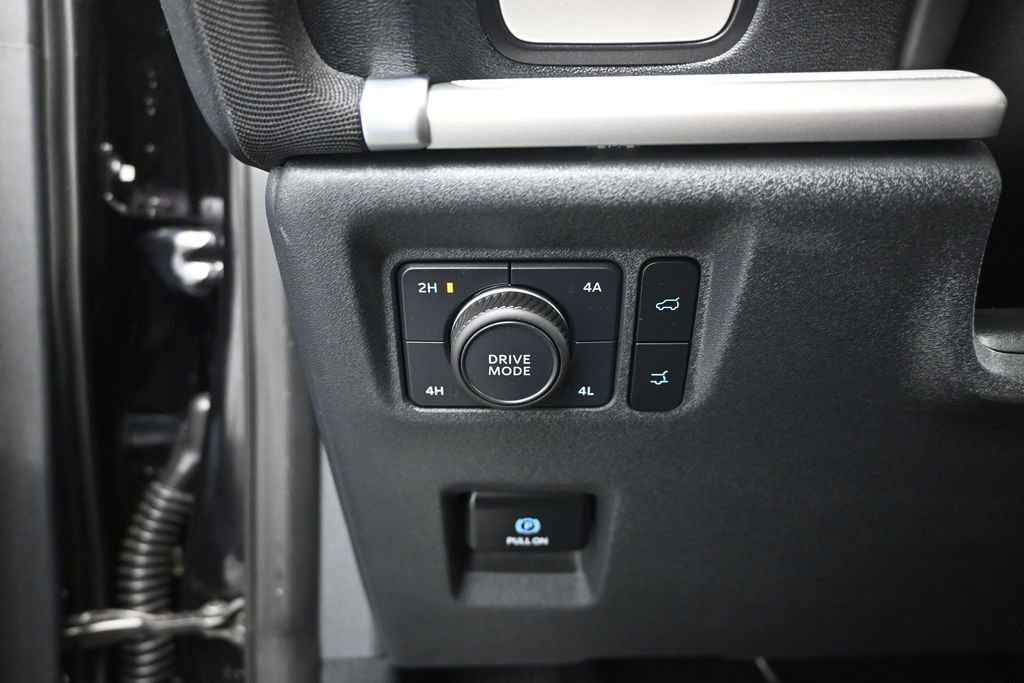 Certified 2025 Ford Expedition Active AWD/4WD image 14