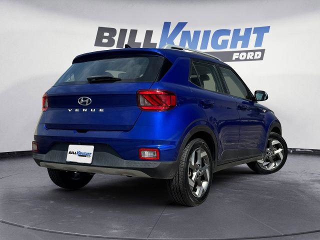 Used 2022 Hyundai Venue SEL image 5