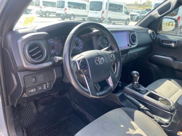 Used 2020 Toyota Tacoma TRD Off-Road image 12