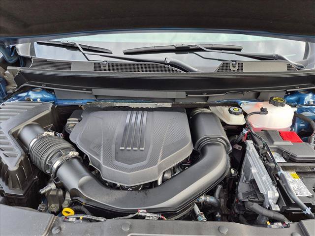 Used 2025 Chevrolet Traverse LT w/ Driver Confidence Package FWD image 21