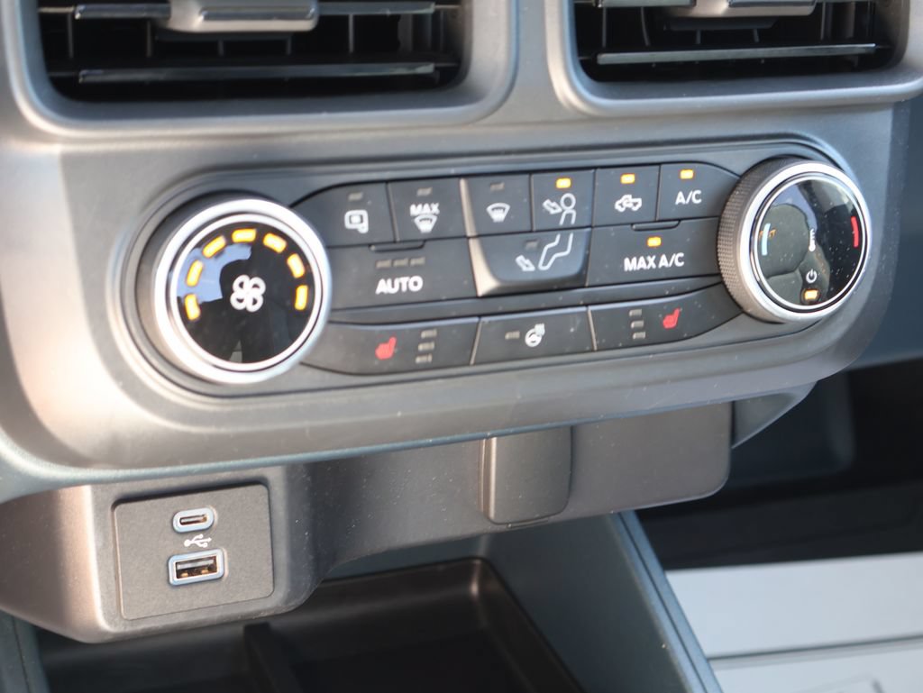 Certified 2024 Ford Maverick Tremor w/ Tremor Off-Road Package AWD/4WD image 36