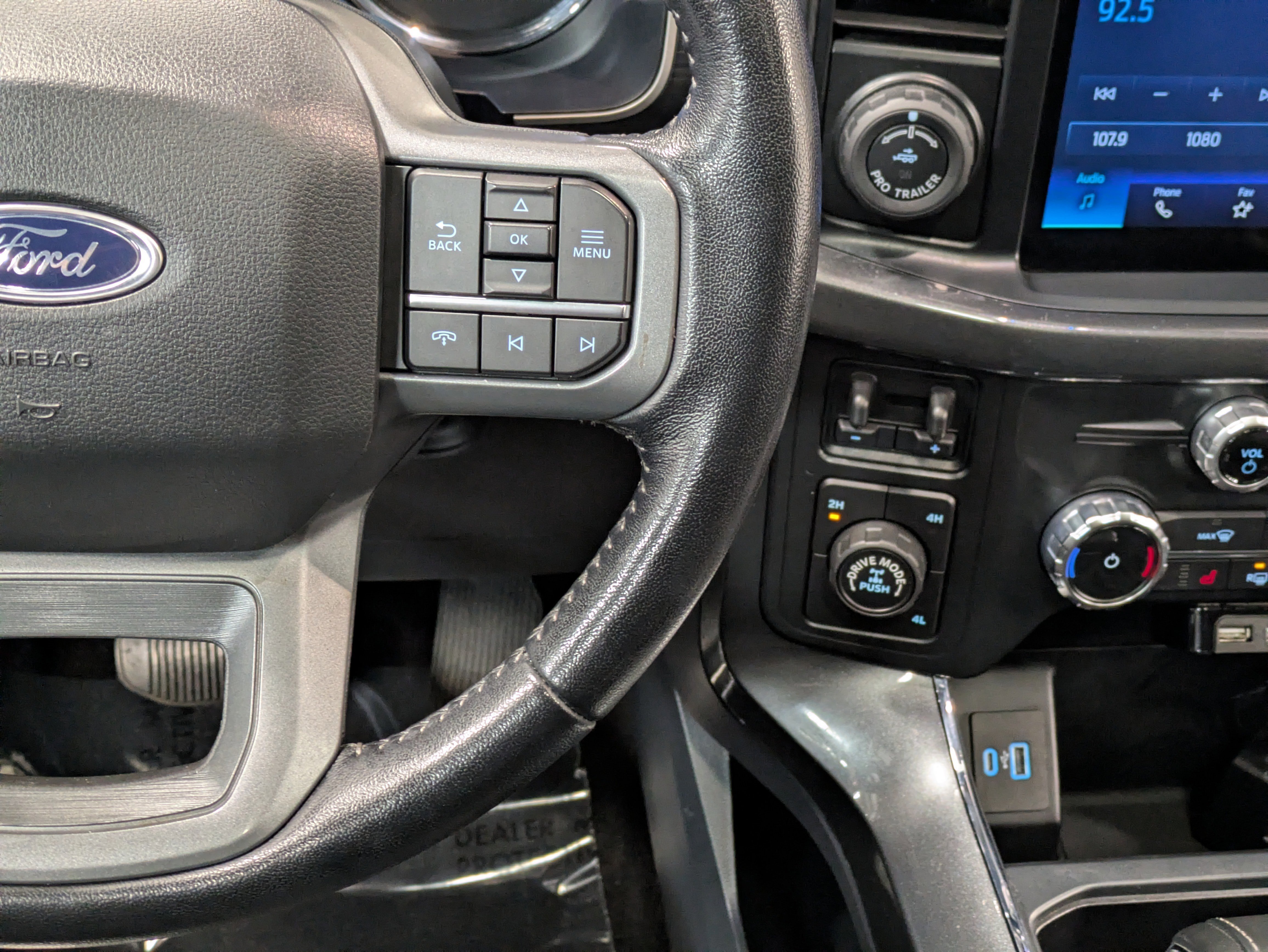 Certified 2022 Ford F150 XLT w/ Equipment Group 302A High image 25