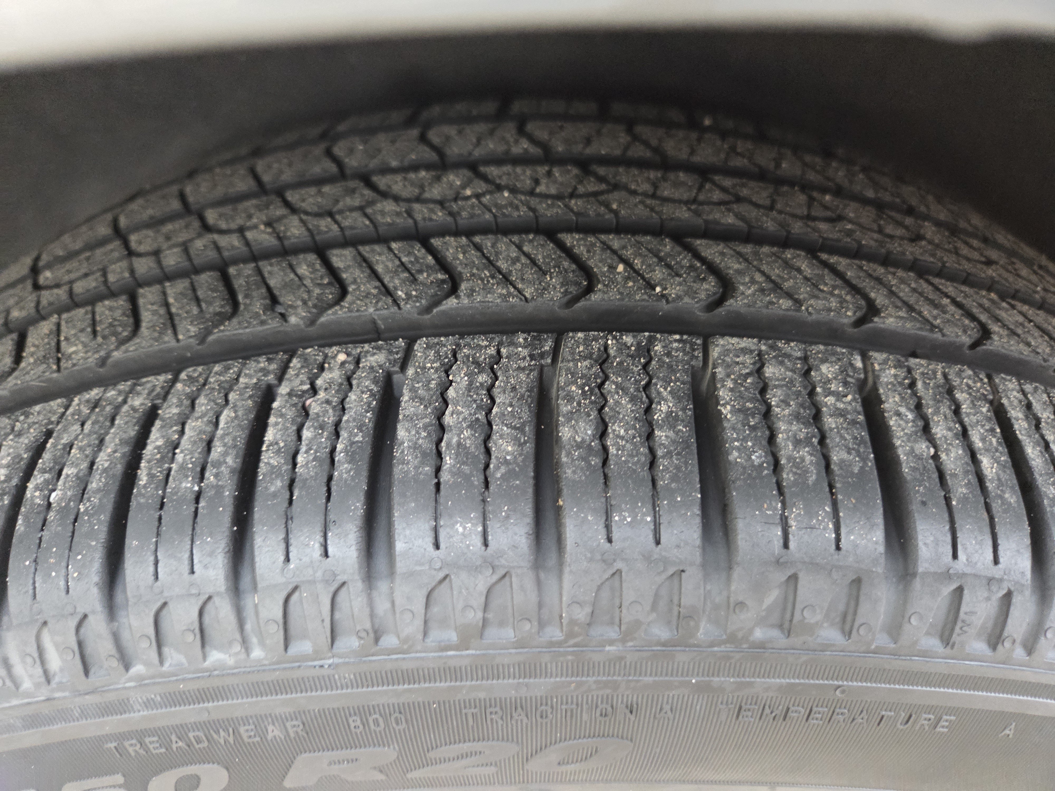 Used 2025 Chrysler Pacifica Limited FWD image 11