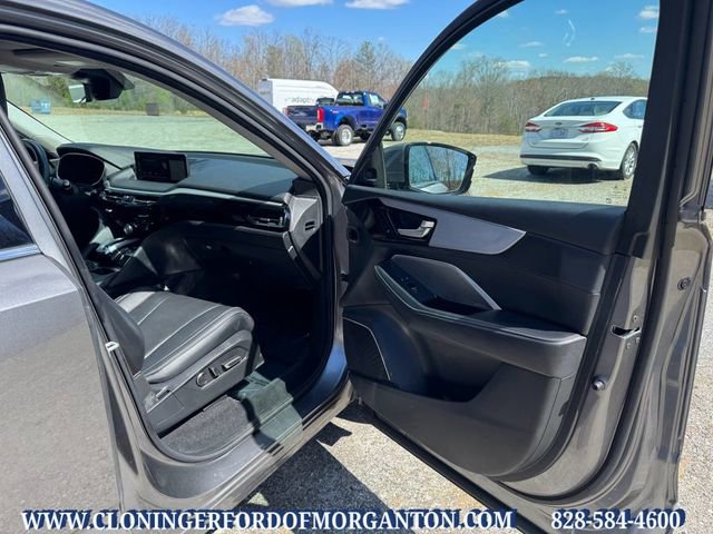 Used 2023 Acura MDX SH-AWD w/ Technology Package image 15