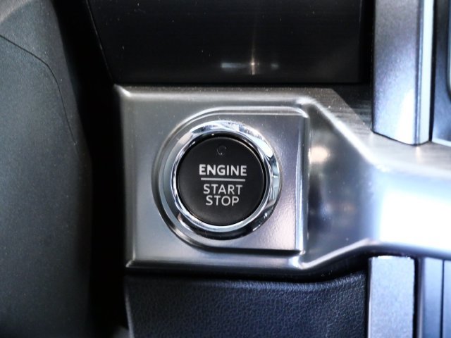 Certified 2023 Ford F150 Lariat w/ Equipment Group 502A High AWD/4WD image 27