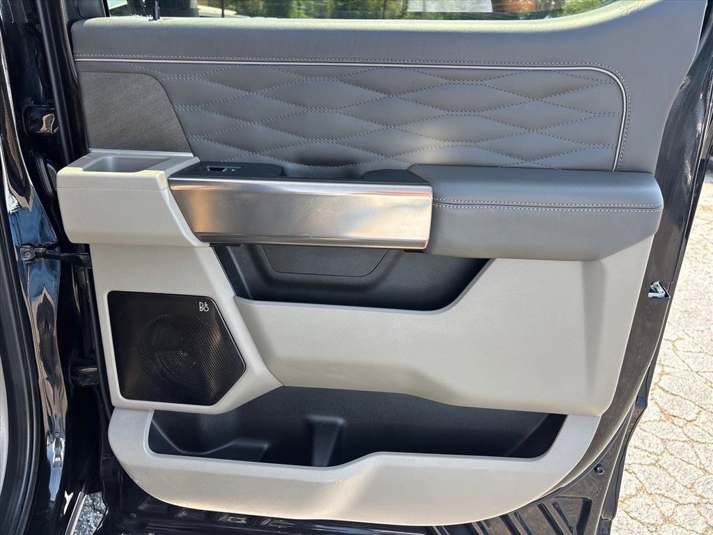 Certified 2025 Ford F250 Platinum w/ Platinum Plus Package AWD/4WD image 17