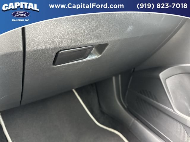 Used 2023 Volkswagen Taos SE w/ Panoramic Sunroof Package AWD/4WD image 28