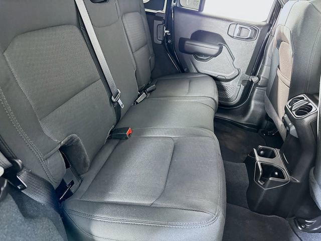 Used 2022 Jeep Wrangler Unlimited Sport image 21