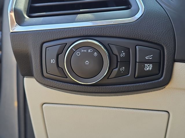 Certified 2023 Ford Edge Titanium image 18