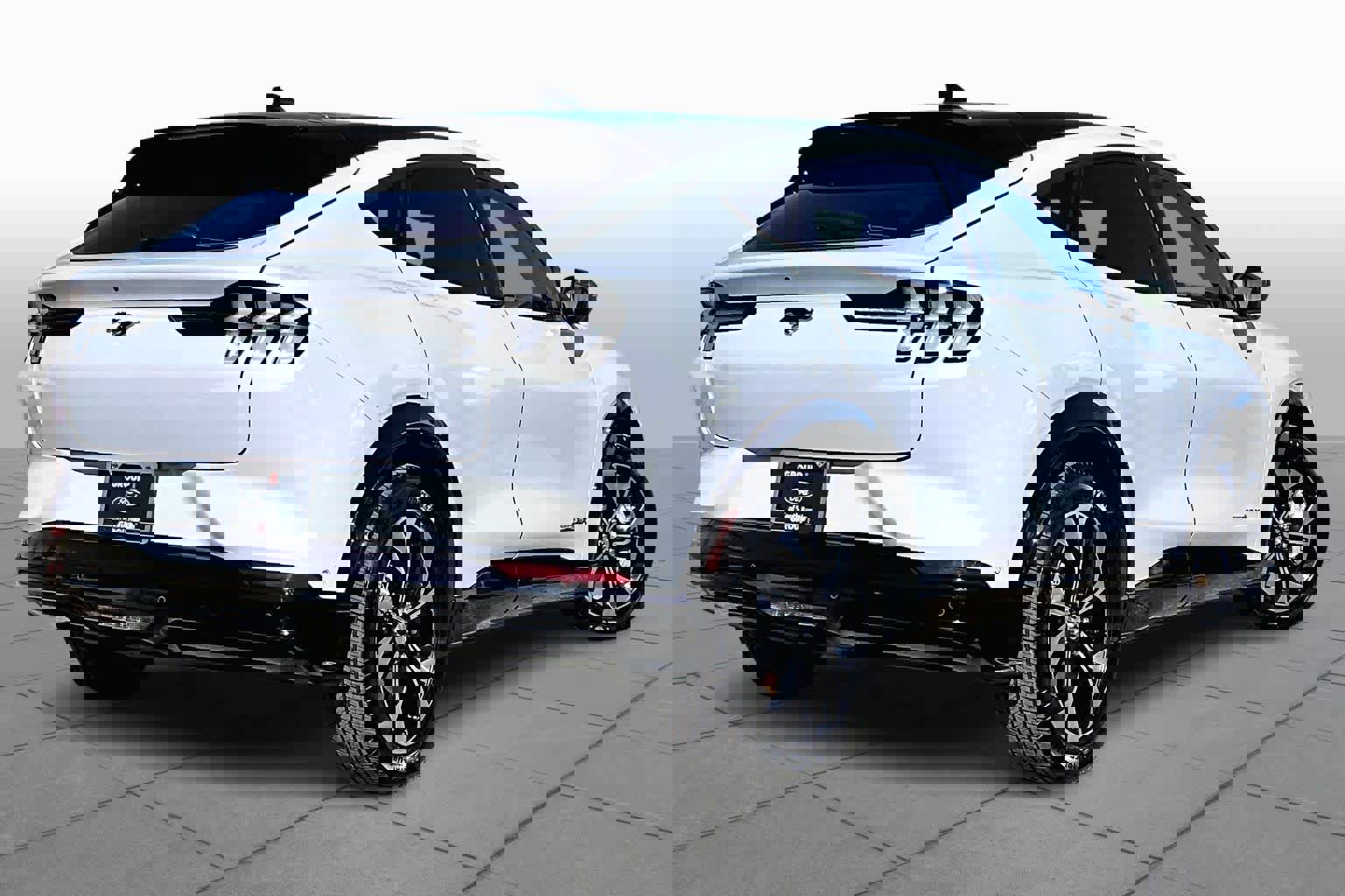 Certified 2022 Ford Mustang Mach-E Premium image 12