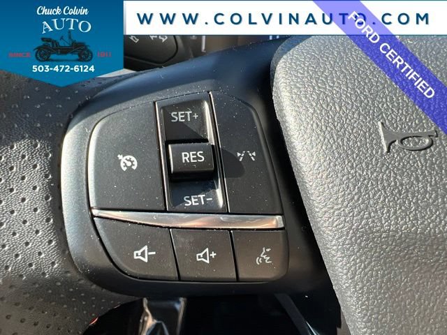 Certified 2025 Ford Escape ST-Line Select AWD/4WD image 19