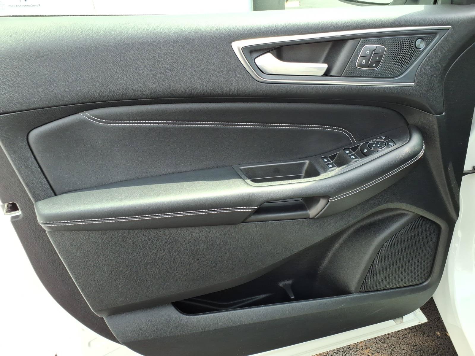 Certified 2024 Ford Edge Titanium AWD/4WD image 13