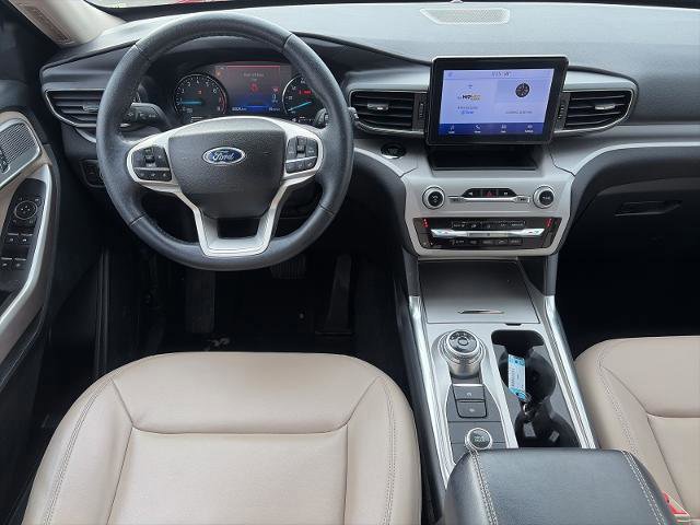 Certified 2023 Ford Explorer XLT w/ Equipment Group 202A image 22