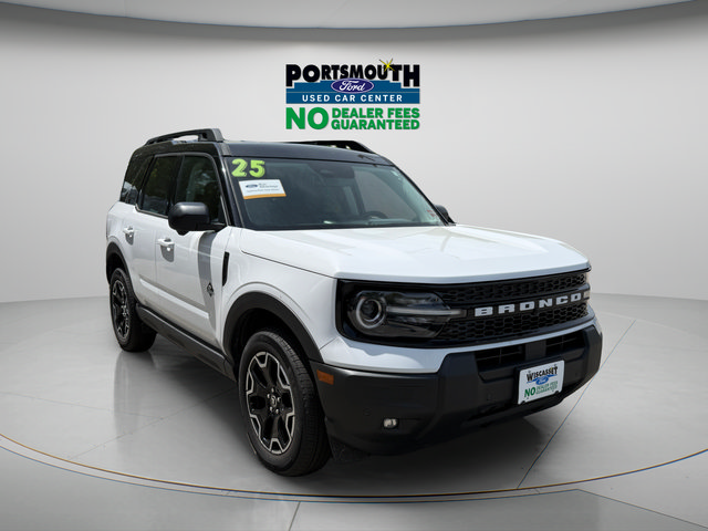 Certified 2025 Ford Bronco Sport Outer Banks w/ Outer Banks Tech Package+ AWD/4WD image 32