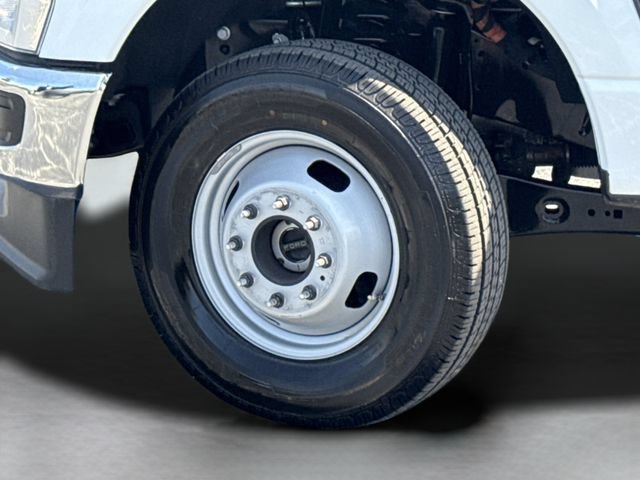 Certified 2026 Ford F350 XLT AWD/4WD image 44