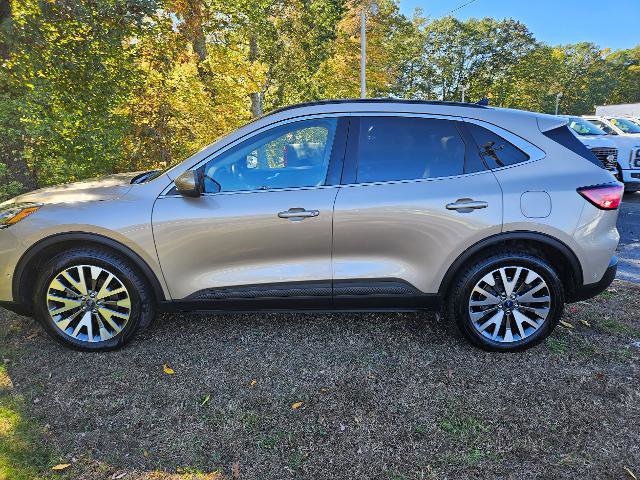 Certified 2020 Ford Escape Titanium image 6