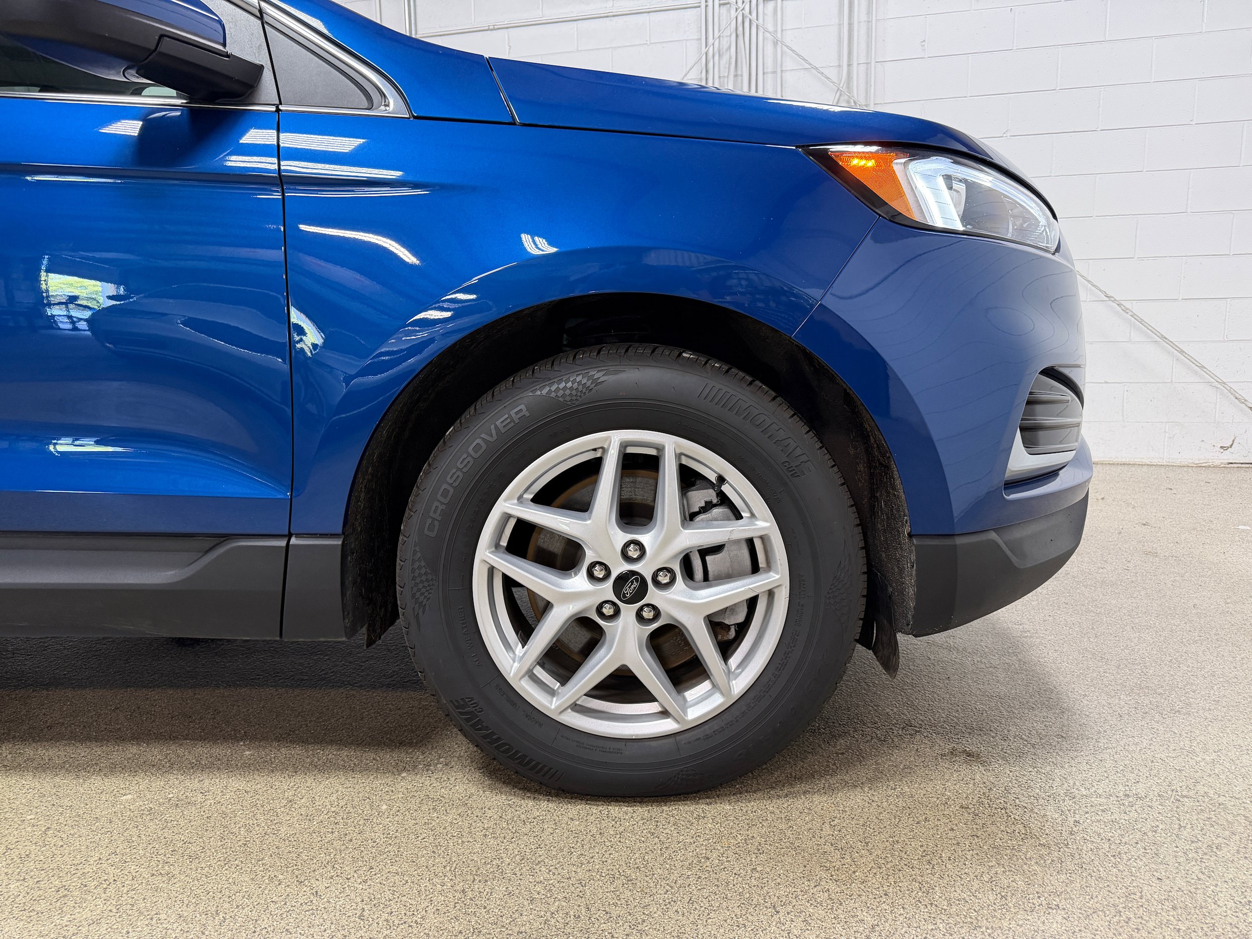 Certified 2024 Ford Edge SEL AWD/4WD image 33