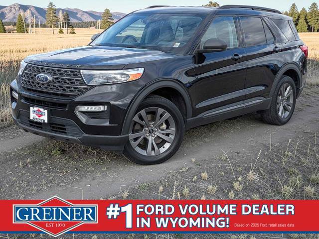 Certified 2021 Ford Explorer XLT w/ Equipment Group 202A AWD/4WD image 1