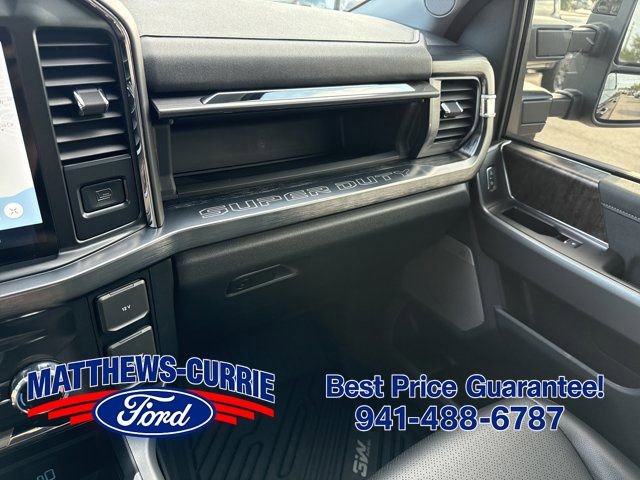 Certified 2025 Ford F250 Lariat w/ Black Appearance Package AWD/4WD image 25