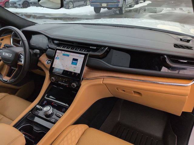 Used 2024 Jeep Grand Cherokee Summit image 21