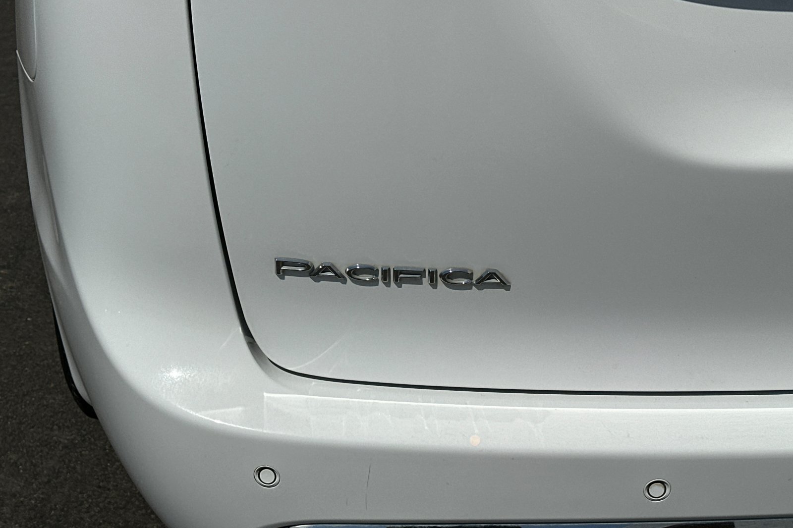 Used 2025 Chrysler Pacifica Select FWD image 32