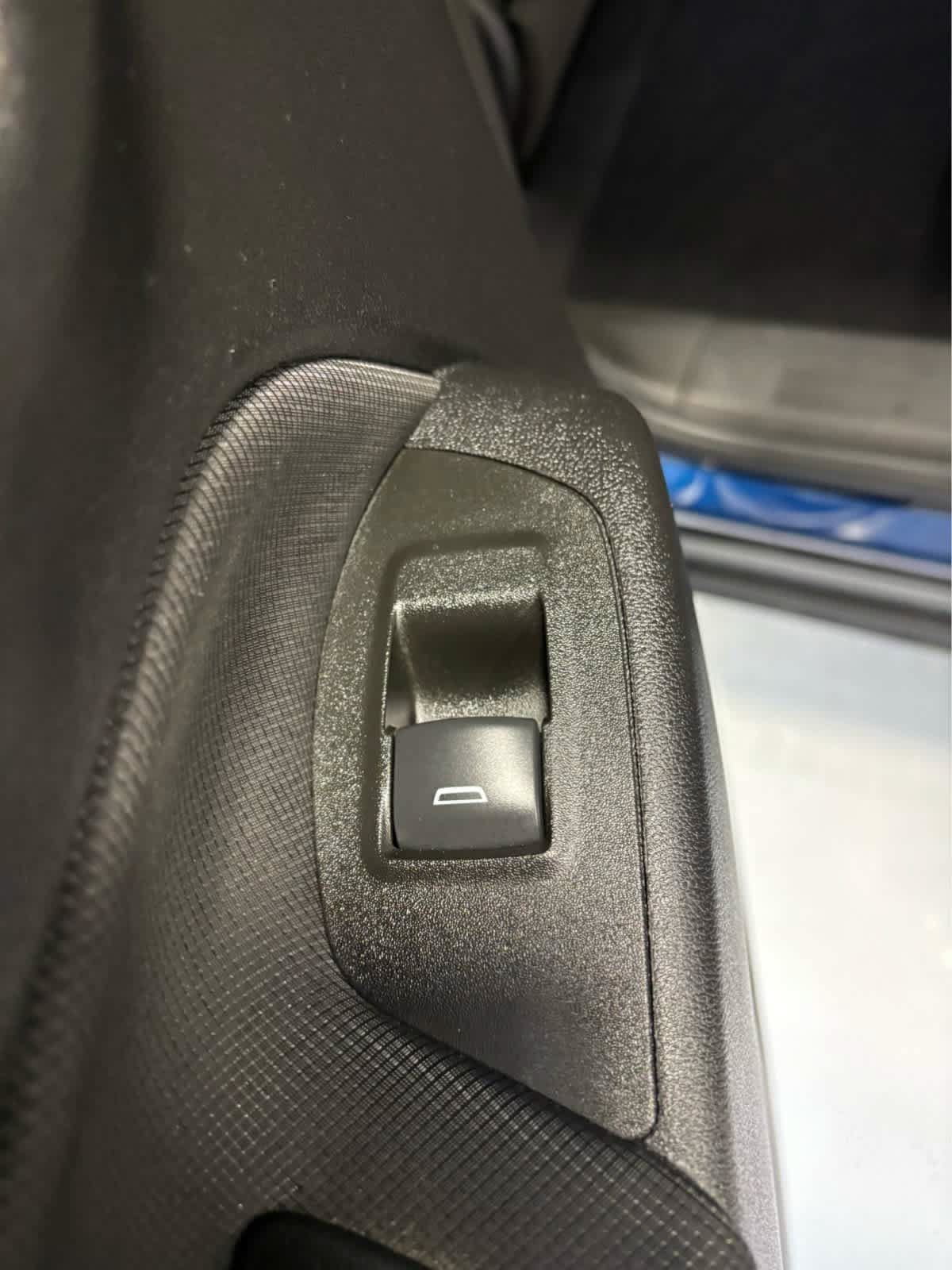 Used 2022 Chevrolet Equinox RS AWD/4WD image 31