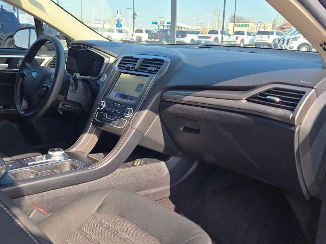 Certified 2020 Ford Fusion SE image 9
