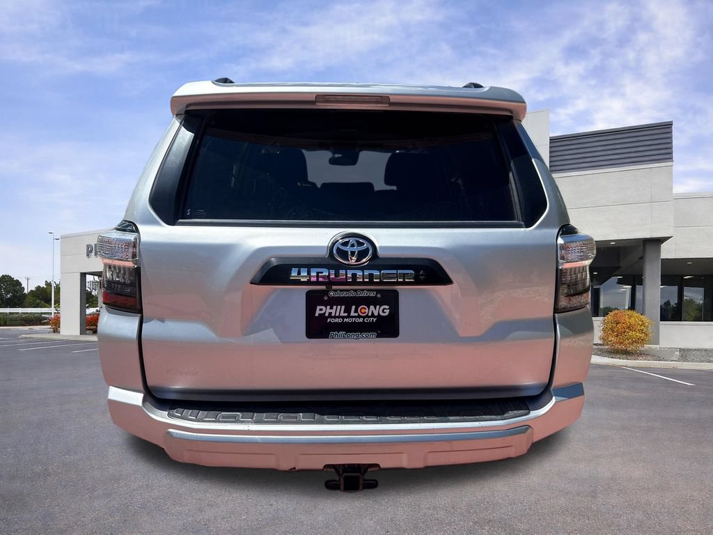 Used 2022 Toyota 4Runner TRD Off-Road AWD/4WD image 8