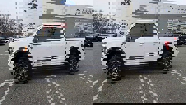 Certified 2022 Ford F150 XLT w/ Equipment Group 302A High image 3