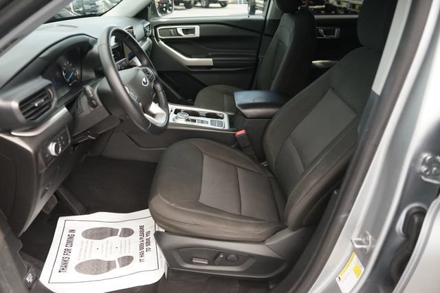 Certified 2022 Ford Explorer XLT RWD image 9