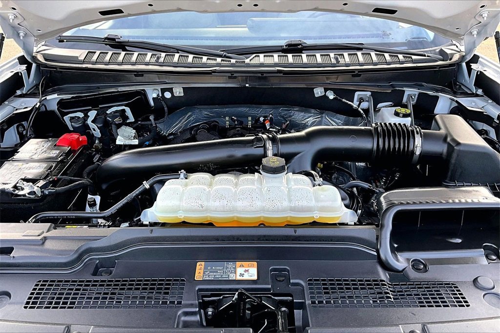 Certified 2025 Ford Expedition Max Active image 12