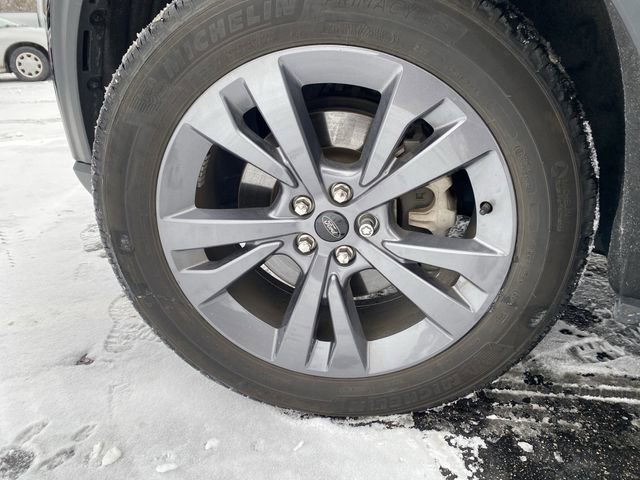 Certified 2023 Ford Explorer XLT w/ Equipment Group 202A image 35