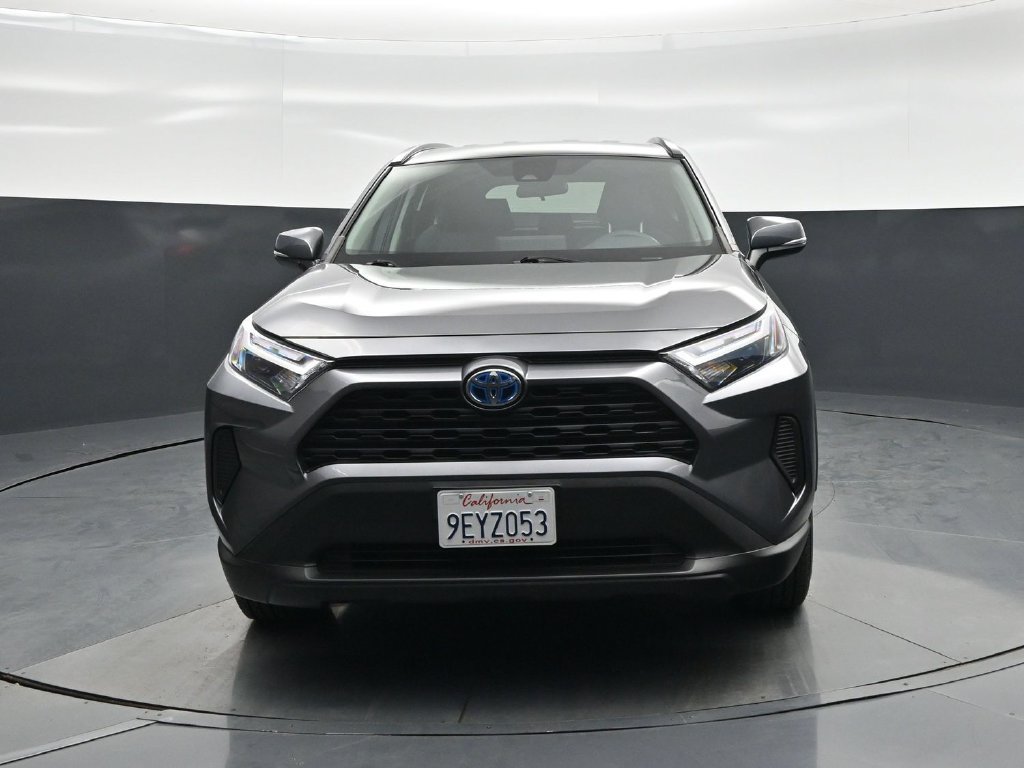 Used 2022 Toyota RAV4 XLE AWD/4WD image 23