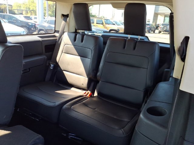 Certified 2019 Ford Flex SEL w/ Equipment Group 202A AWD/4WD image 11