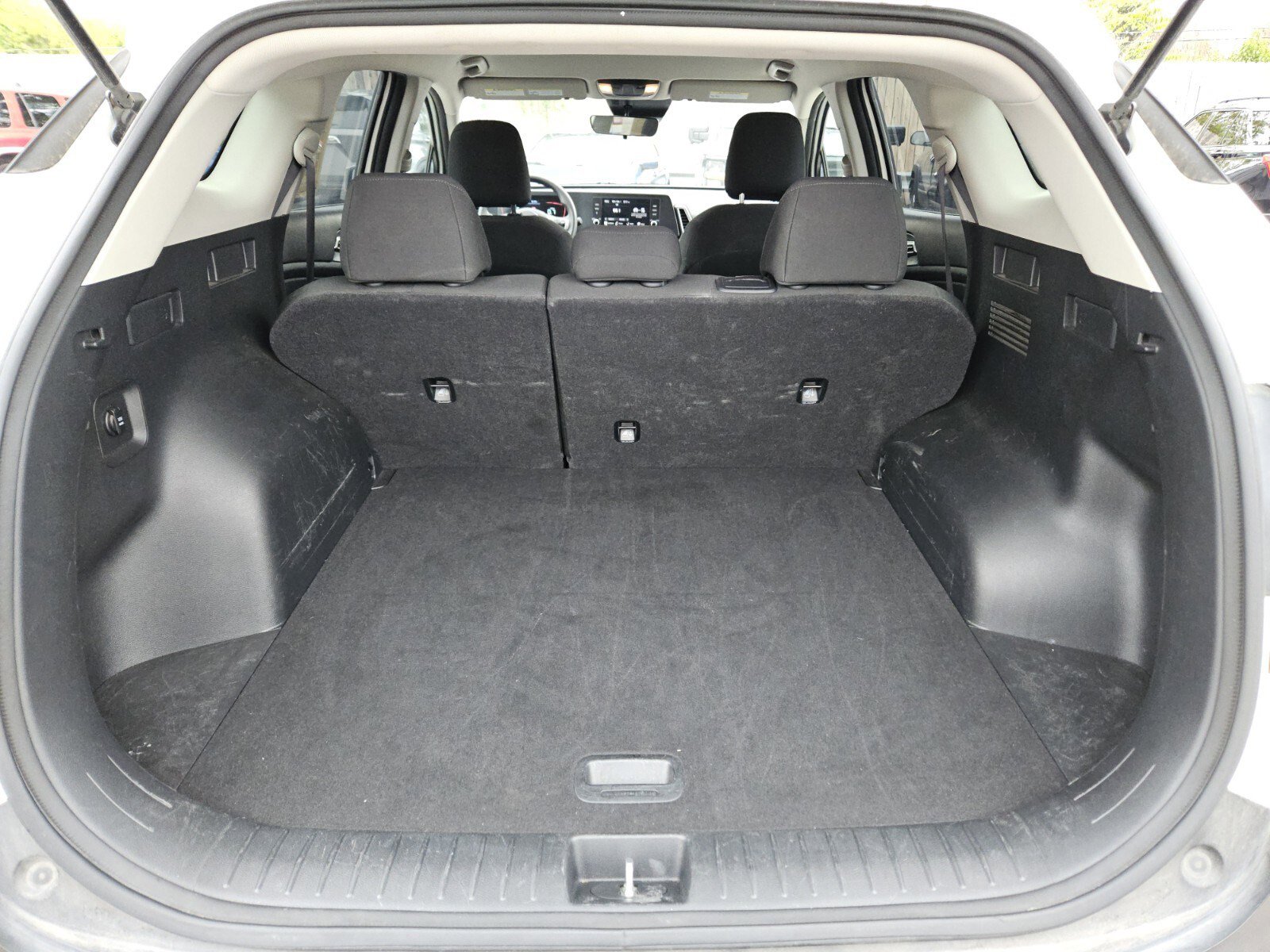 Used 2024 Kia Sportage LX image 30