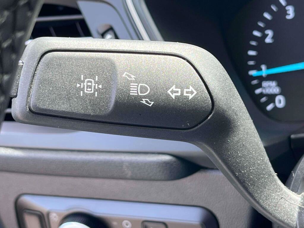 Certified 2022 Ford Escape SEL AWD/4WD image 38