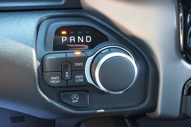 Used 2026 RAM 1500 Express AWD/4WD image 25