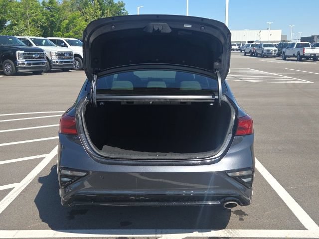 Used 2021 Kia Forte LXS FWD image 10