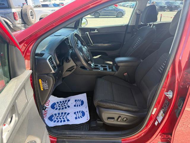 Used 2017 Kia Sportage LX w/ LX Popular Package image 11