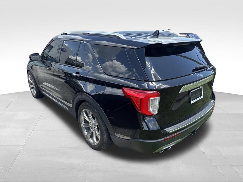 Certified 2020 Ford Explorer Platinum w/ Premium Technology Package AWD/4WD image 10