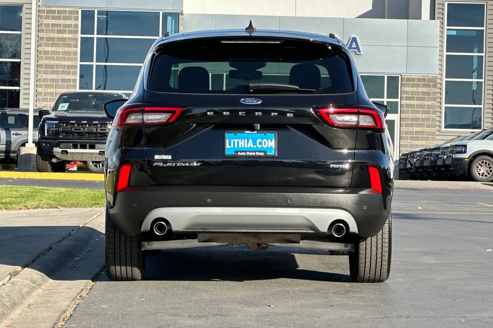 Certified 2025 Ford Escape Platinum w/ Premium Technology Package AWD/4WD image 7