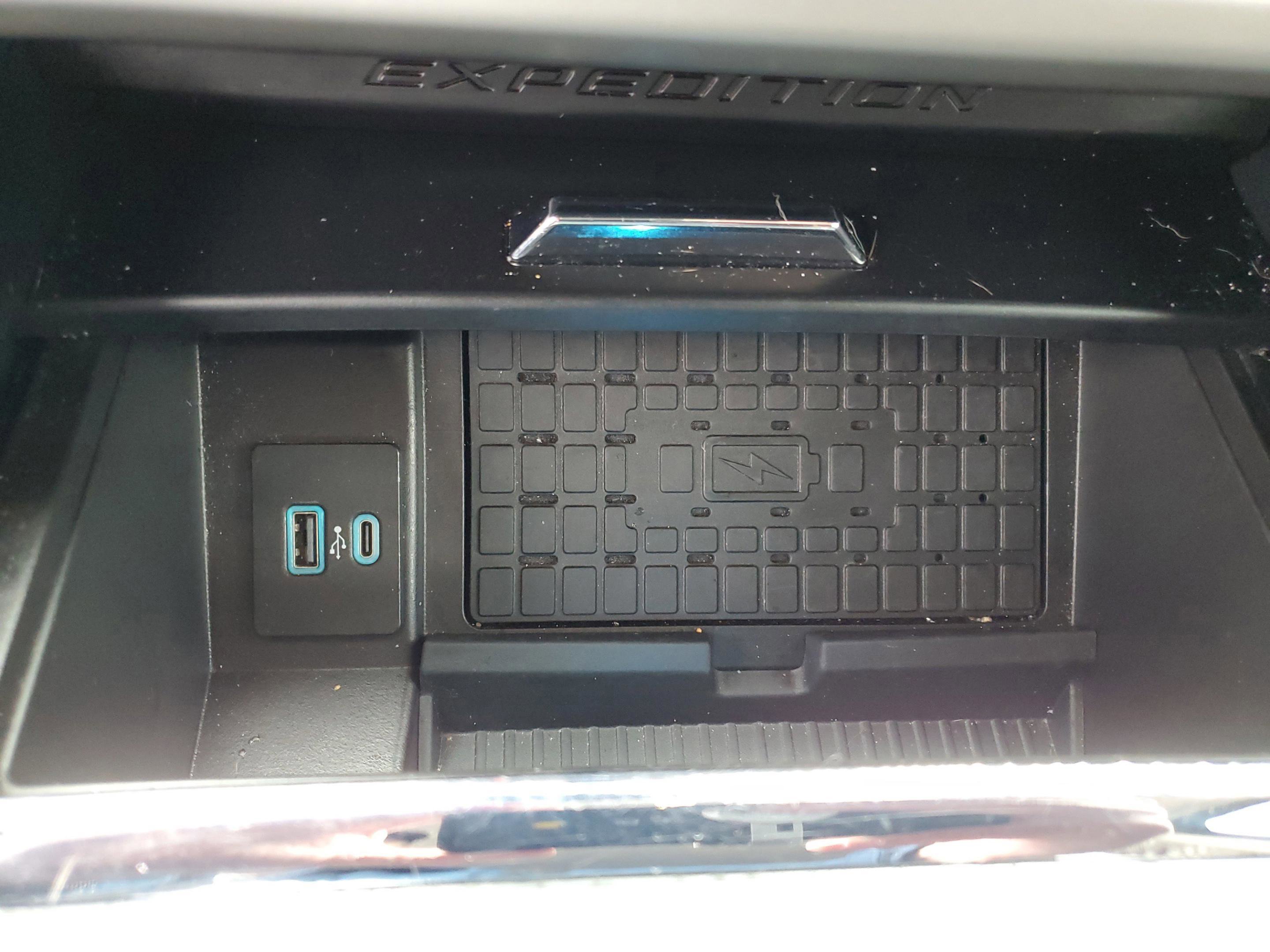 Certified 2023 Ford Expedition Max XLT image 31