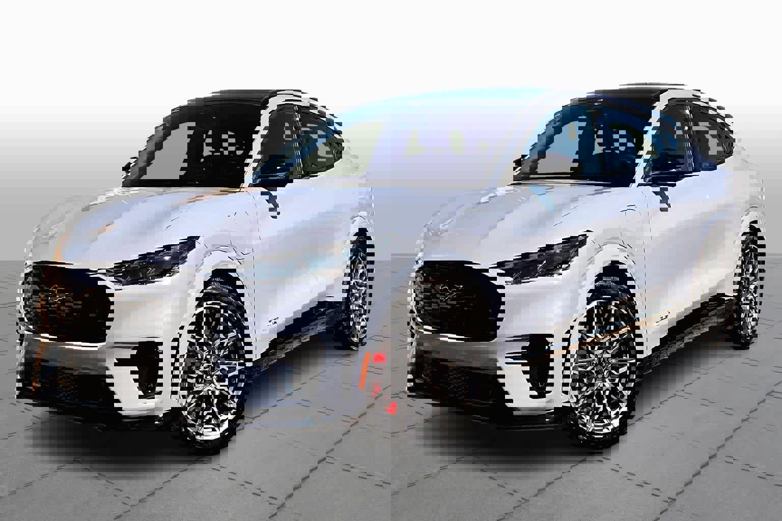 Certified 2025 Ford Mustang Mach-E GT image 6