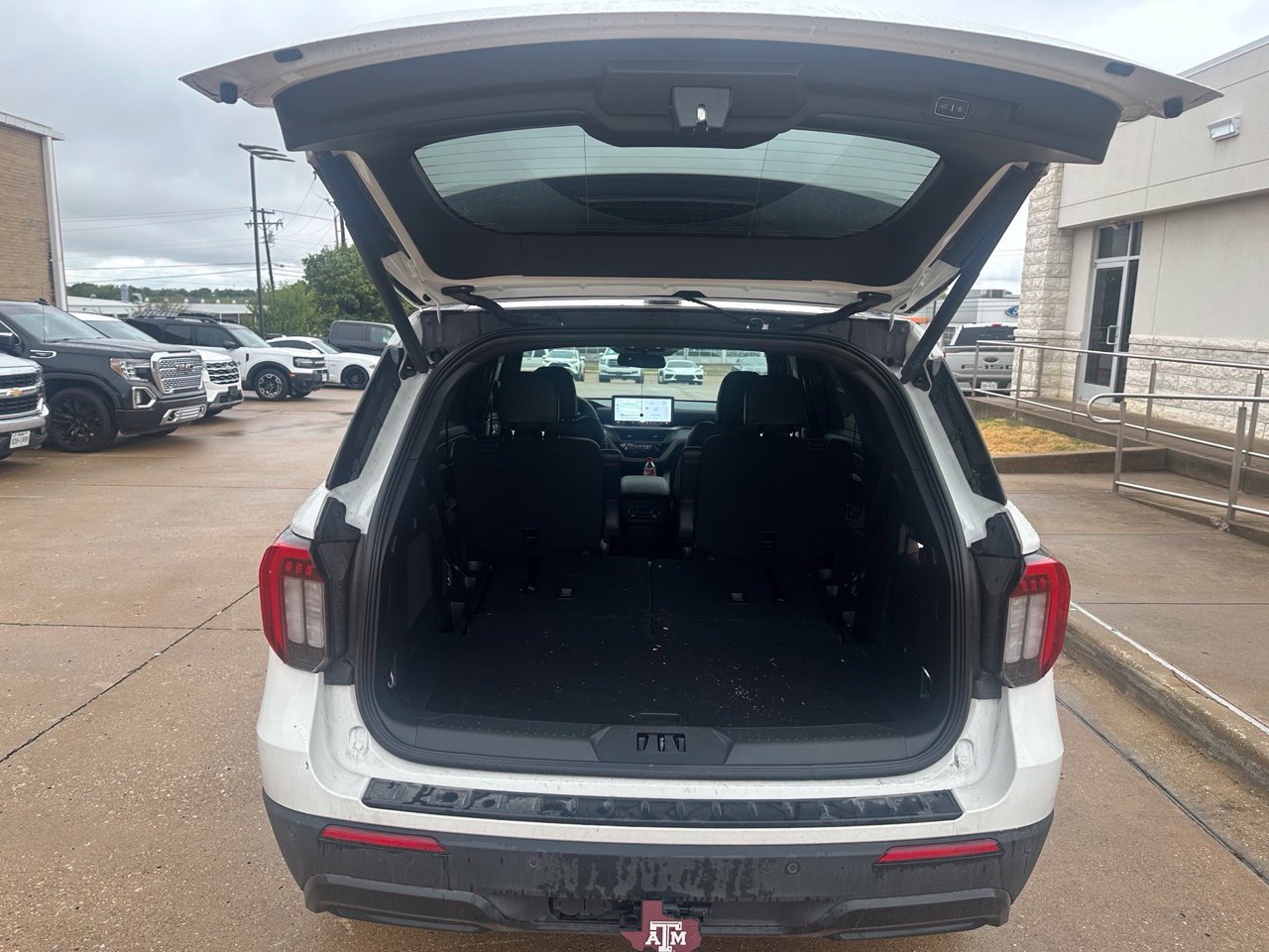 Certified 2026 Ford Explorer ST-Line w/ ST-Line Street Pack RWD image 11