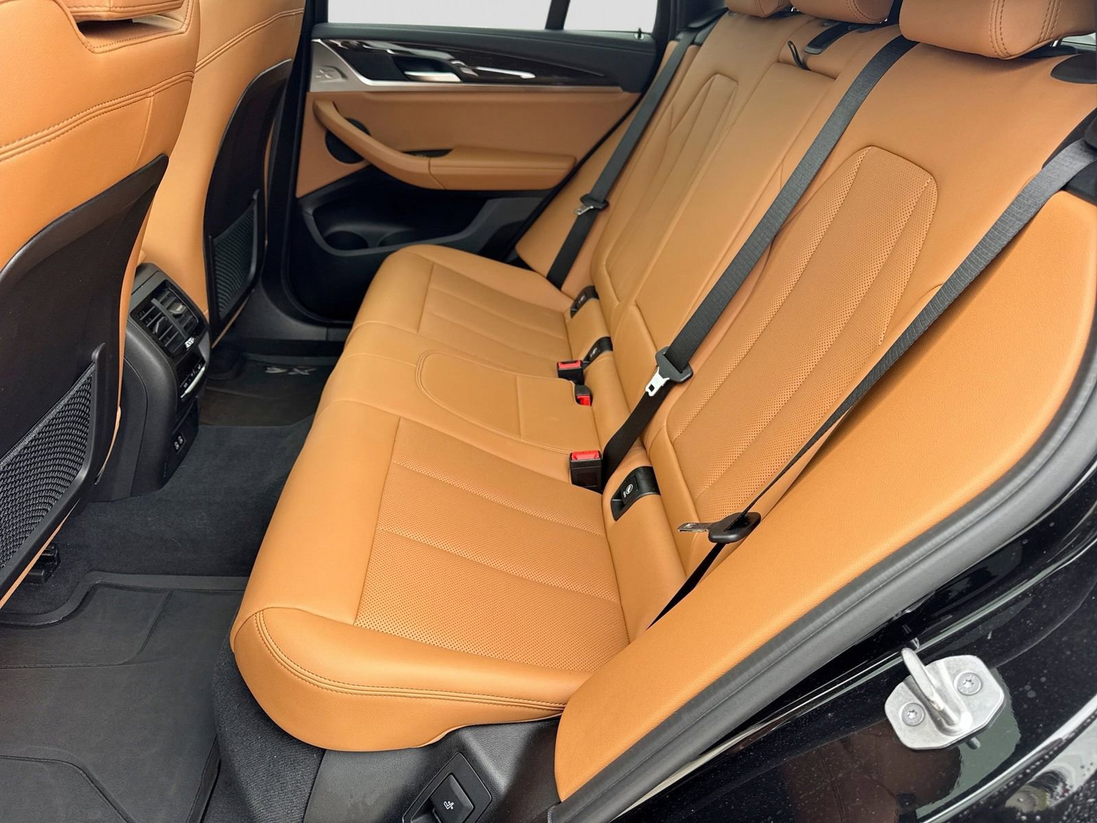 Used 2022 BMW X4 xDrive30i AWD/4WD image 22